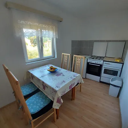 Dora Apartment