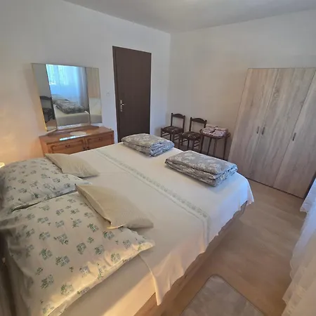 Dora * Draga Bašćanska
